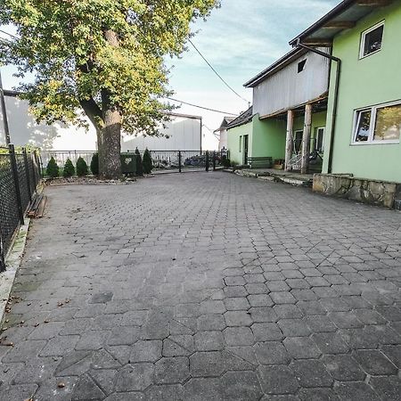 Twoja Przestrzen Noclegi Pokoje Mieszkanie Do Wynajecia Neu Sandez Exterior foto