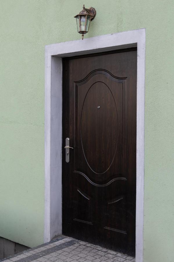 Twoja Przestrzen Noclegi Pokoje Mieszkanie Do Wynajecia Neu Sandez Exterior foto