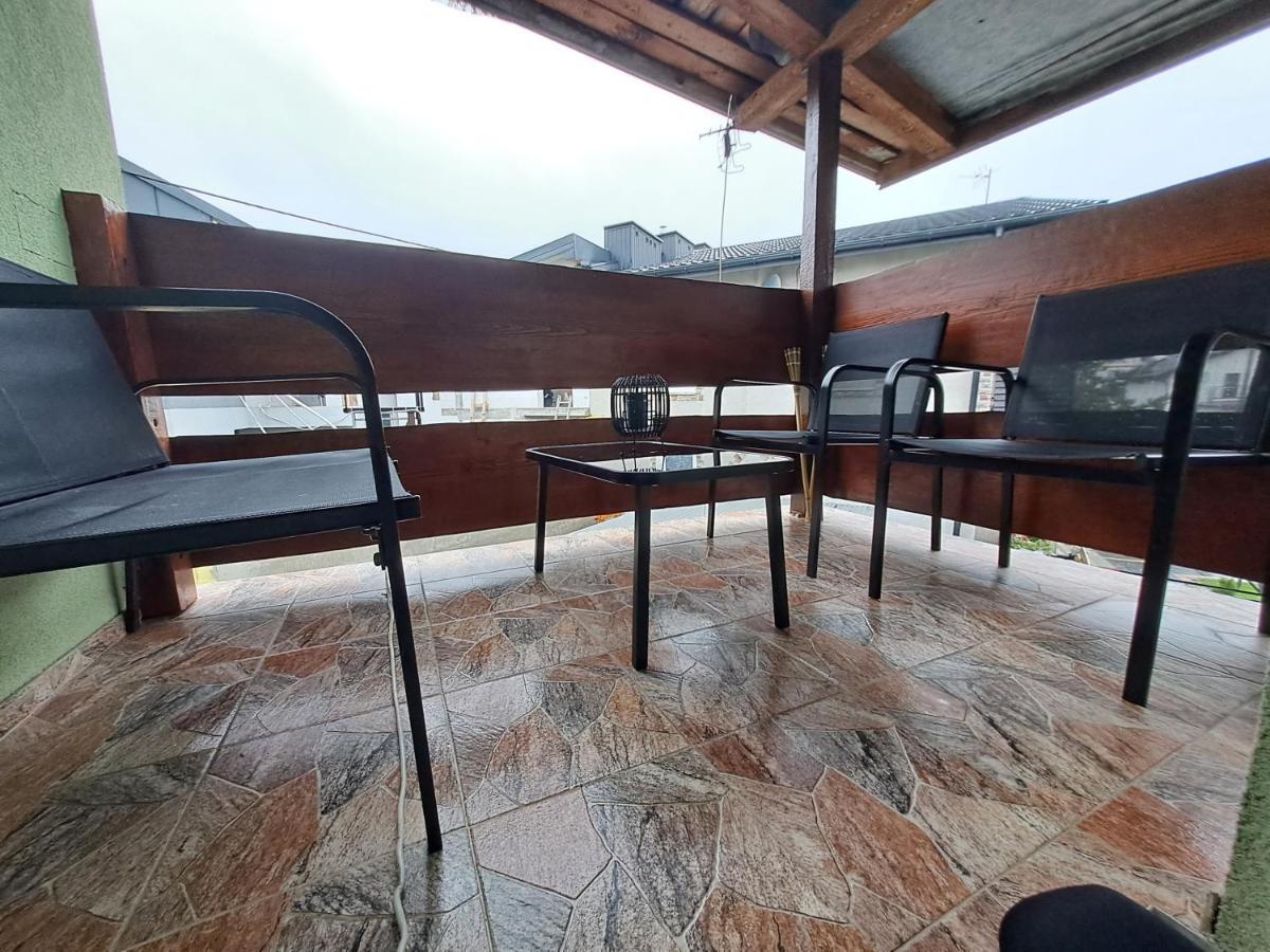Twoja Przestrzen Noclegi Pokoje Mieszkanie Do Wynajecia Neu Sandez Exterior foto