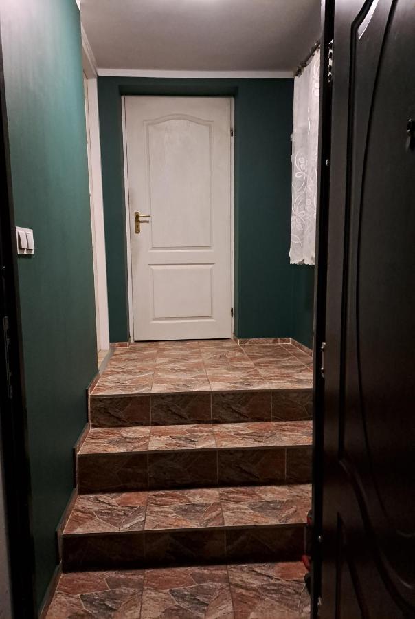 Twoja Przestrzen Noclegi Pokoje Mieszkanie Do Wynajecia Neu Sandez Exterior foto