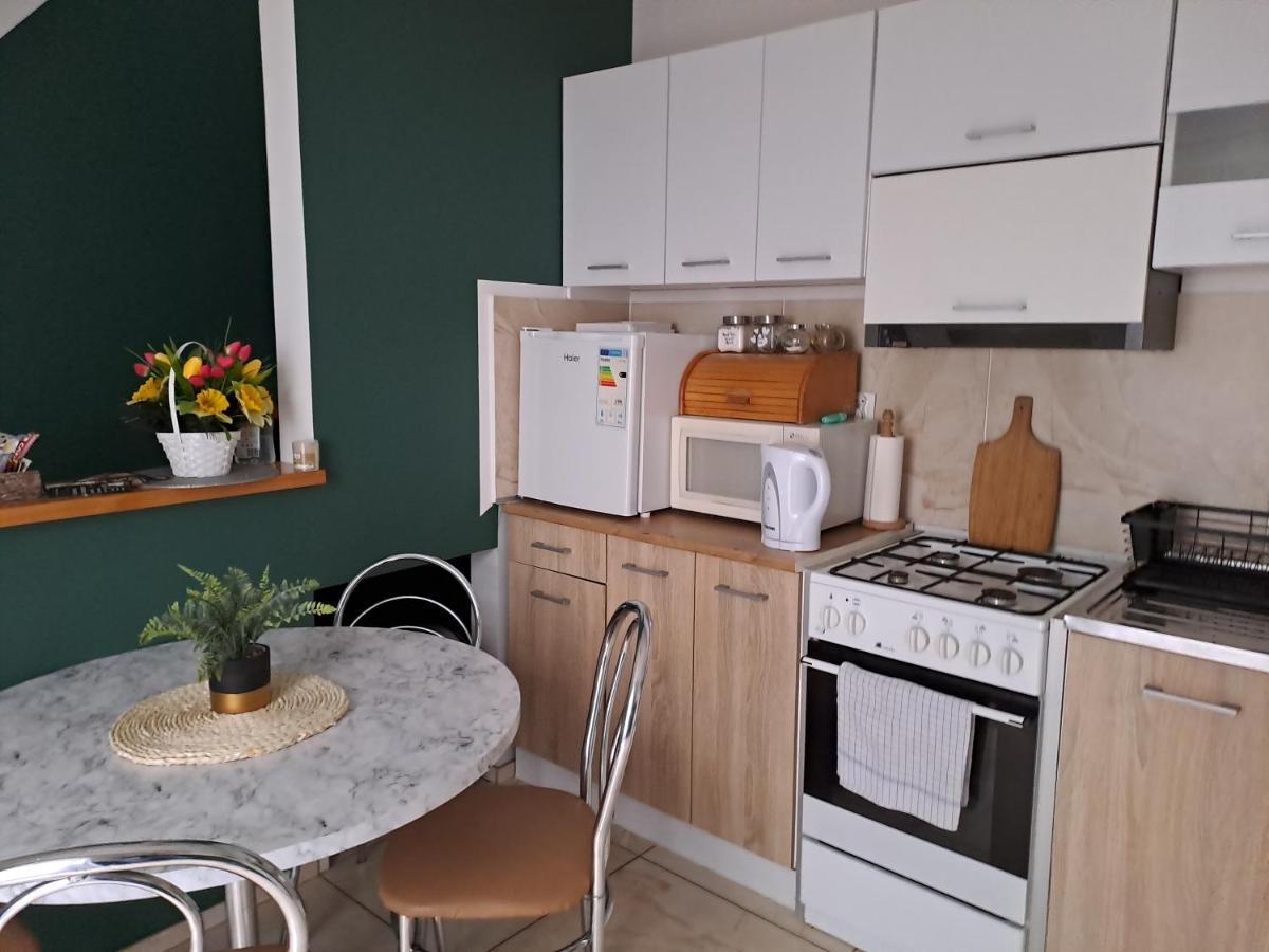 Twoja Przestrzen Noclegi Pokoje Mieszkanie Do Wynajecia Neu Sandez Exterior foto