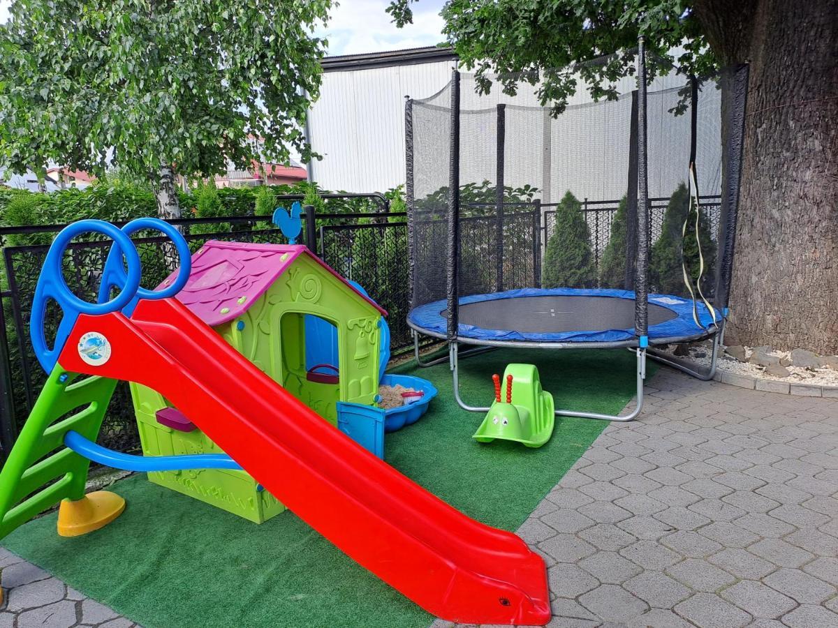 Twoja Przestrzen Noclegi Pokoje Mieszkanie Do Wynajecia Neu Sandez Exterior foto